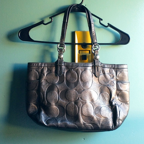Coach Handbags - Coach purse black